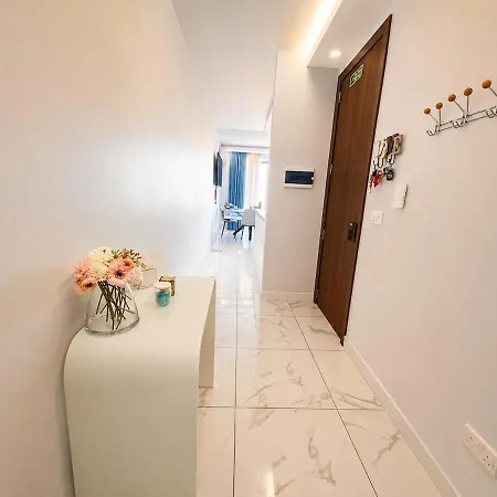 Seaview Penthouse In *
